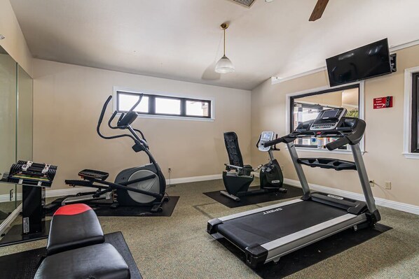 Fitness facility - Evergreen Haven - Golf, Attractions, & Amenities! (Branson)