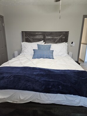 2 Schlafzimmer, Bügeleisen/Bügelbrett, WLAN, Bettwäsche