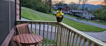 Mountain Views - LMU 1 1/2