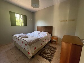 2 bedrooms, WiFi, bed sheets - Tranquilidade Perto de Tudo (Jardim Rene São Roque)