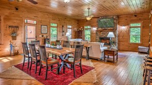 Interior - Memory Maker - Pet Friendly | Screened Porch | Hot Tub (Blue Ridge)