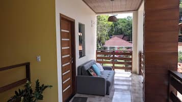 1 bedroom, minibar, individually decorated, individually furnished