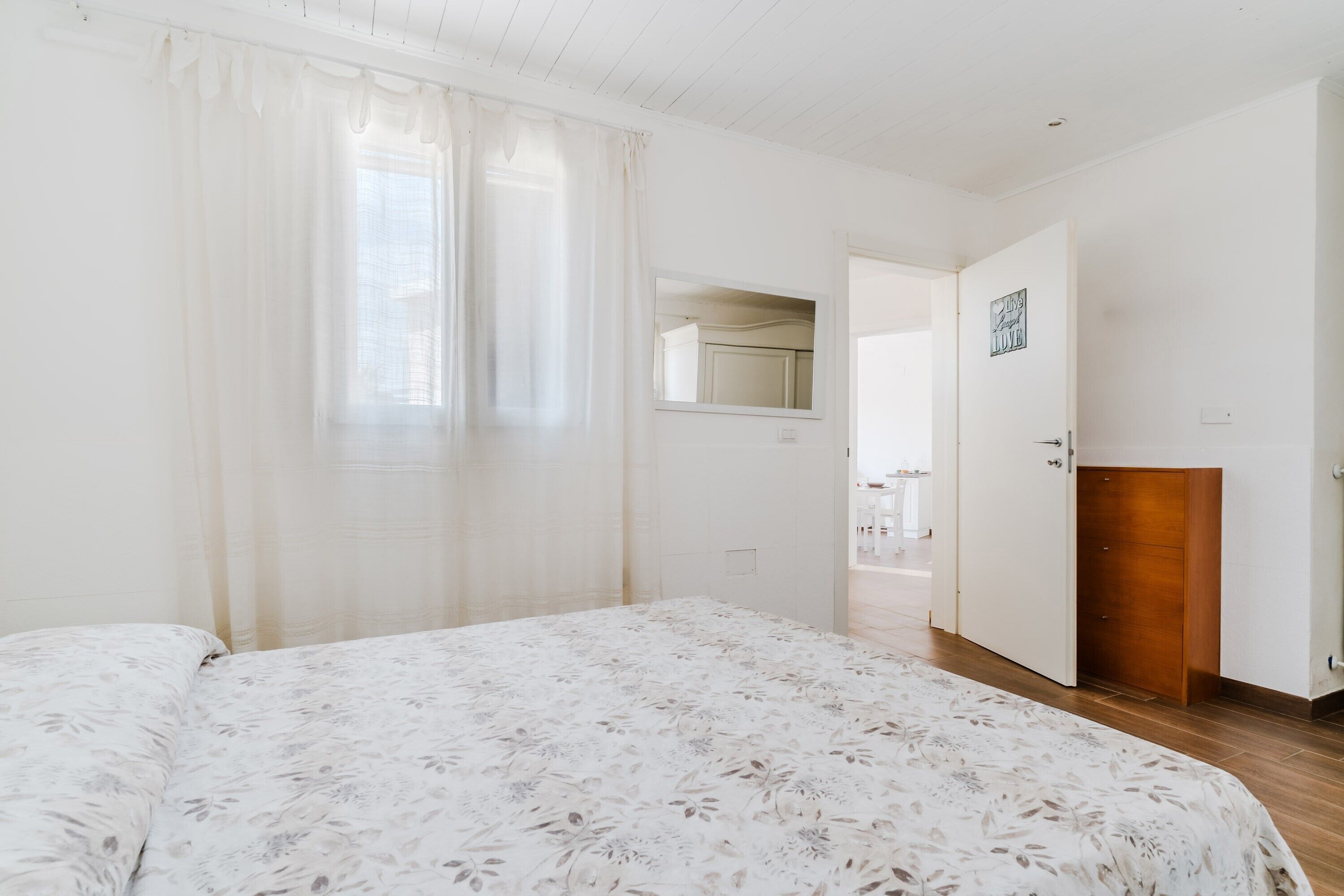 1 Schlafzimmer, Bügeleisen/Bügelbrett