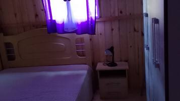 1 quarto, Wi-Fi de cortesia, roupa de cama