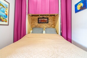 1 bedroom, iron/ironing board, free WiFi, wheelchair access