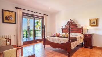 5 Schlafzimmer, Bügeleisen/Bügelbrett, kostenloses WLAN, Bettwäsche