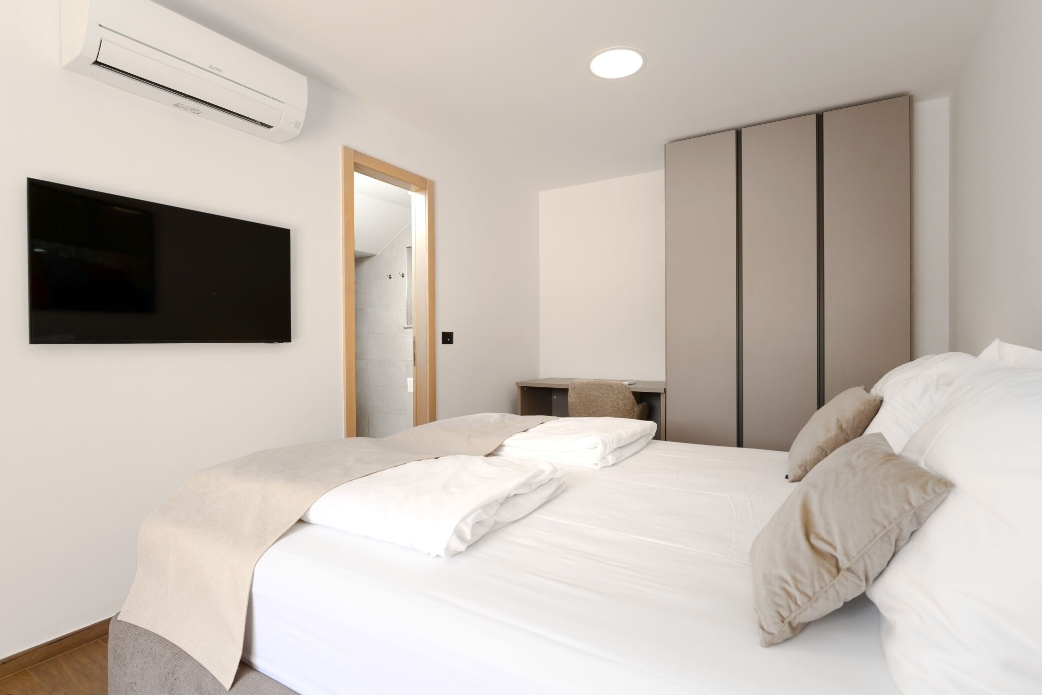 4 chambres, accès Internet