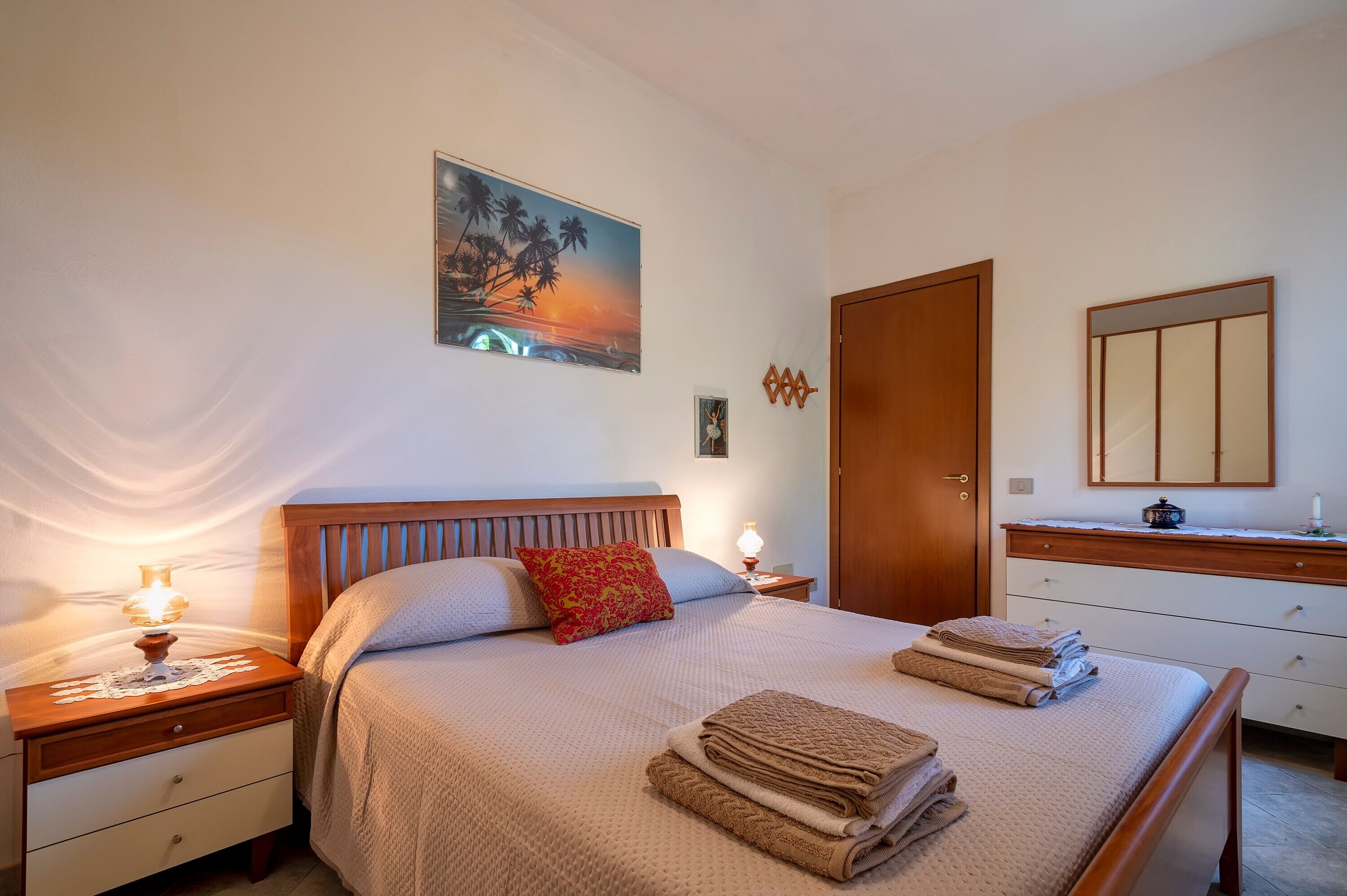 2 camere, ferro/asse da stiro, Wi-Fi gratuito, lenzuola