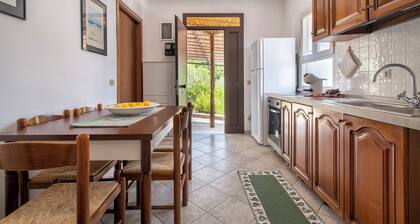 Ferienhaus 'La Casa In Campagna' mit Bergblick, Gemeinschaftsterrasse und WLAN