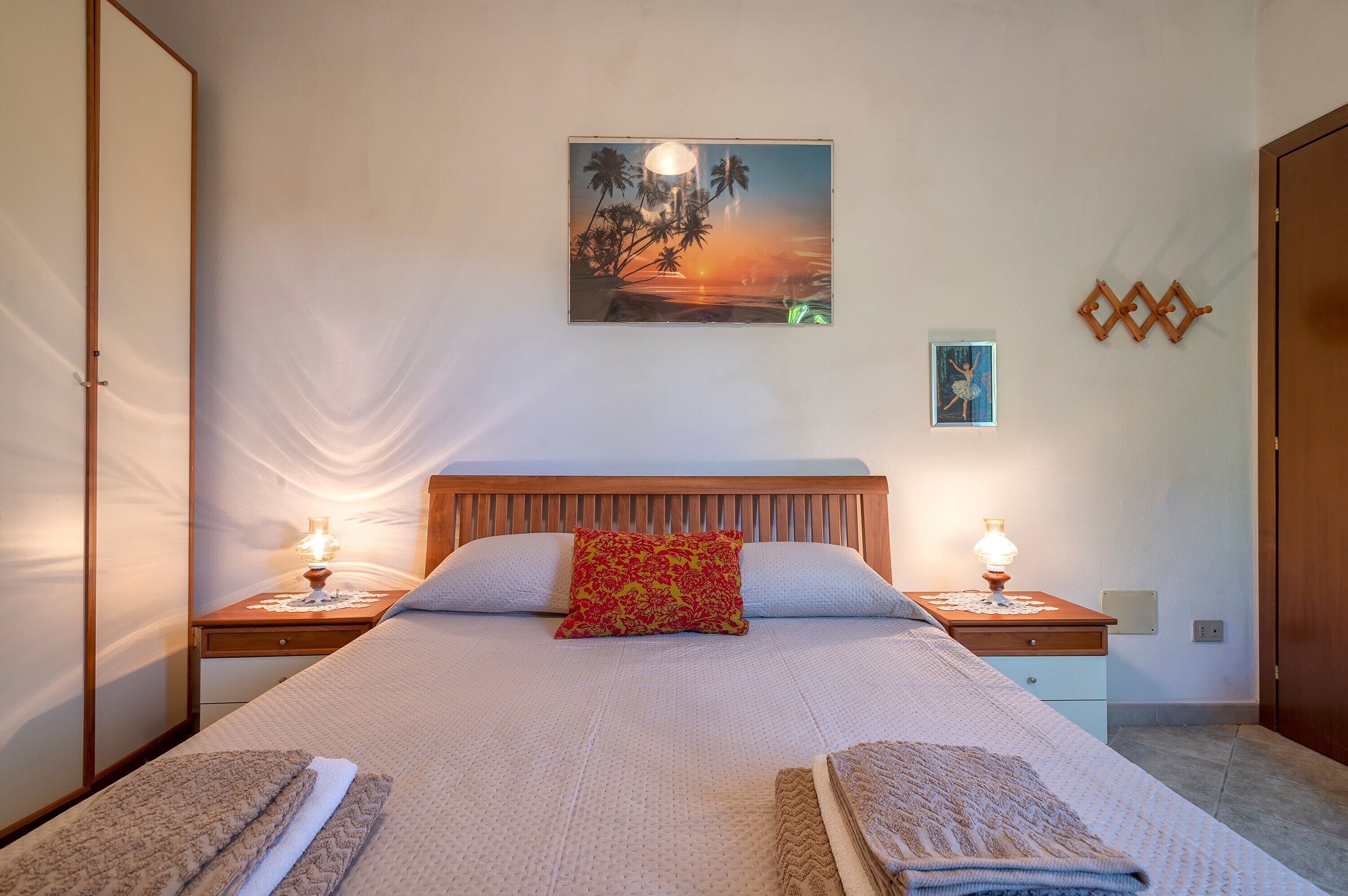 2 camere, ferro/asse da stiro, Wi-Fi gratuito, lenzuola