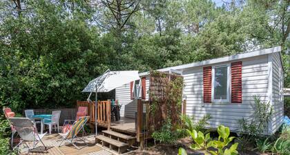 Mobile Home on Family Campsite with Pools