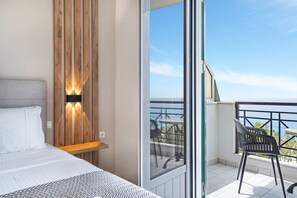 1 bedroom, free WiFi, bed sheets - Studio Apartment 'Sunset Premium  10' with Sea View, Wi-Fi and Air Conditioning (Lefkada)