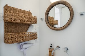 Interior - Apartment 'Villa Anastasio Family' with Sea View, Wi-Fi and Air Conditioning (Paros)