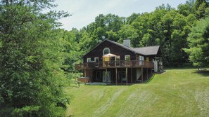 المنشأة من الخارج