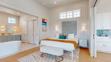 2 bedrooms, desk, free WiFi, bed sheets