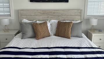 5 bedrooms, travel crib, free WiFi