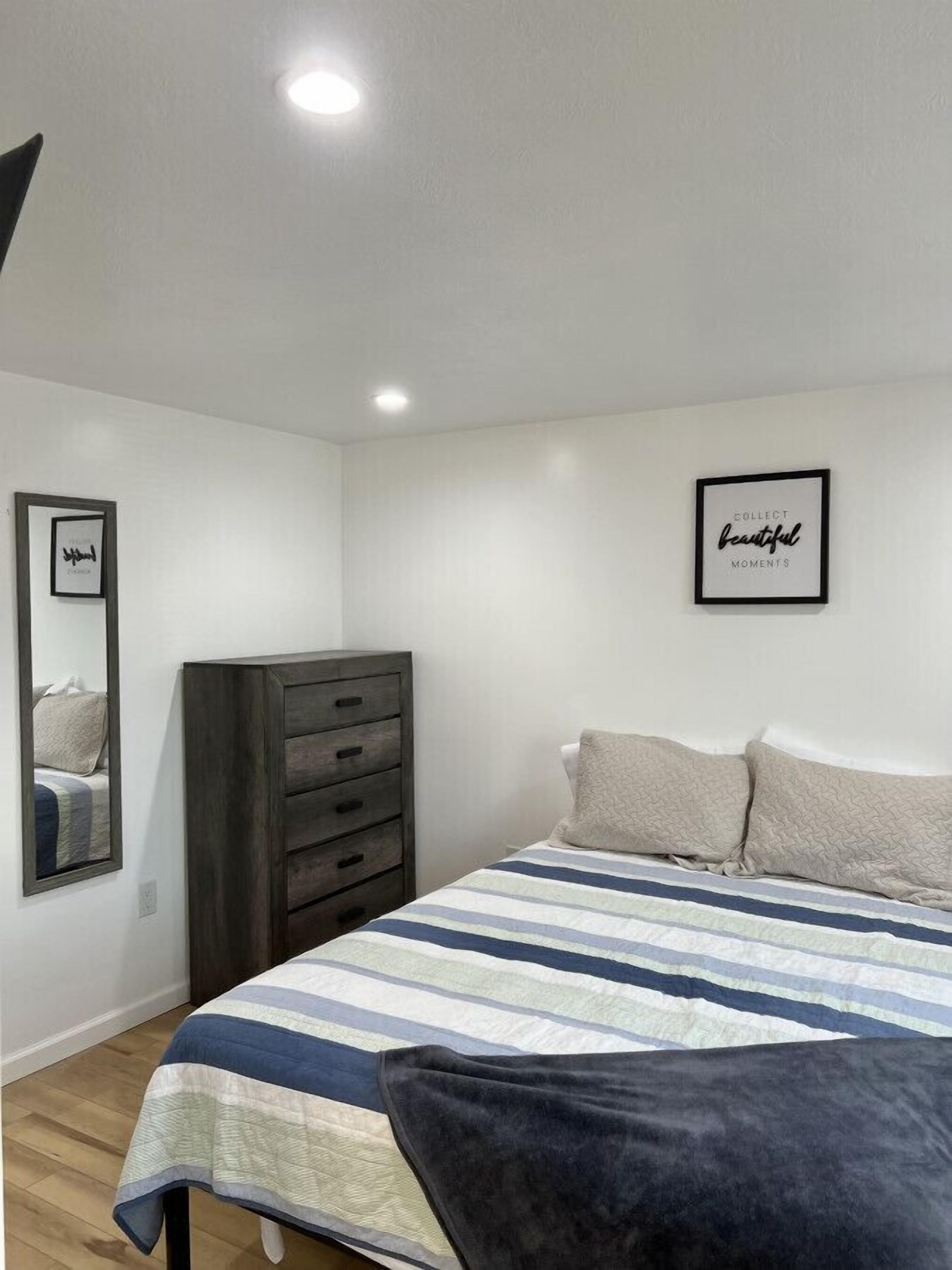 2 bedrooms, iron/ironing board, travel crib, free WiFi