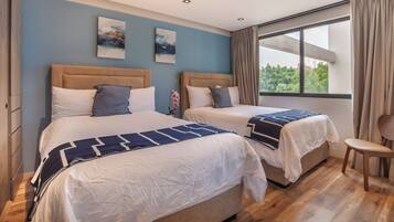 Classic Apartment, 2 Bedrooms, Courtyard View, Annex Building | 2 bedrooms, premium bedding, pillowtop beds, in-room safe