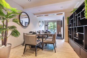 Family Apartment, Multiple Beds, Refrigerator, City View | Living area | 55-inch Smart TV with digital channels, Netflix, Hulu - Nowness (Mexico City)
