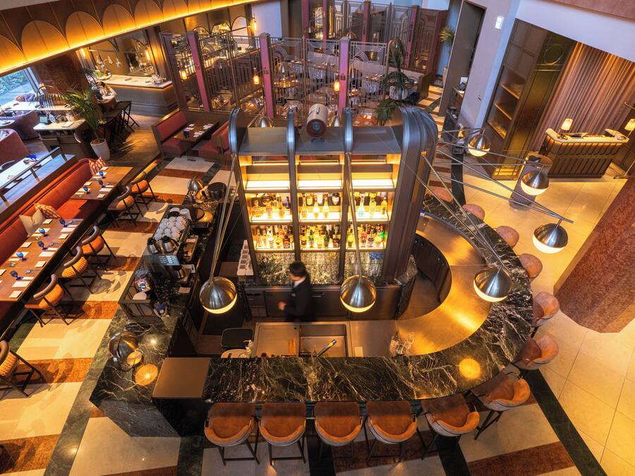 2 restaurants, breakfast, lunch, dinner served; Japanese cuisine