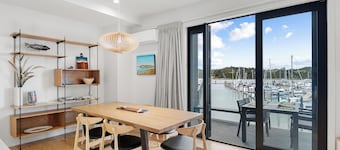 Bay of Islands Apartment -Marina Views