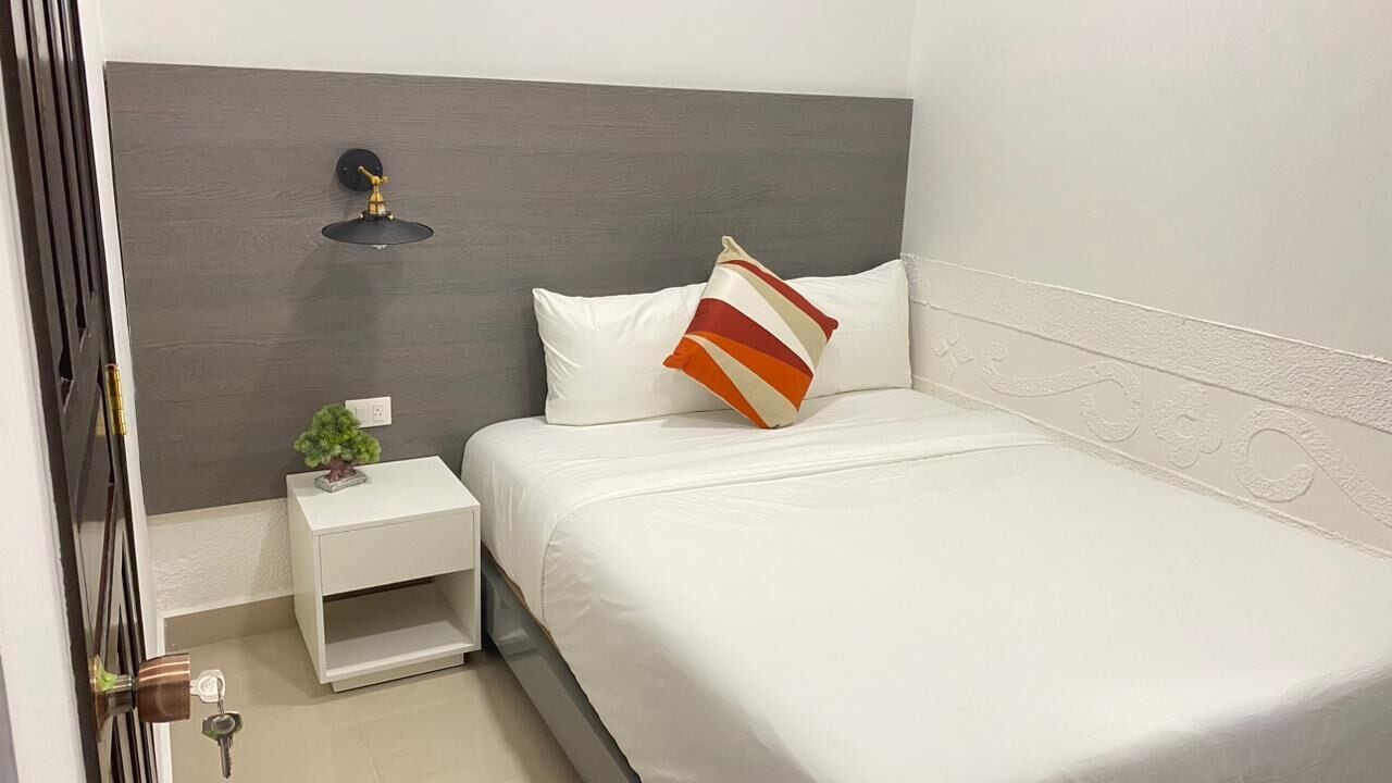 Comfort Room | Free WiFi