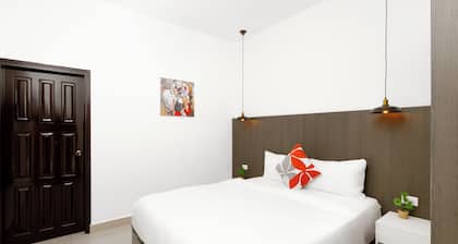 Hotel H4