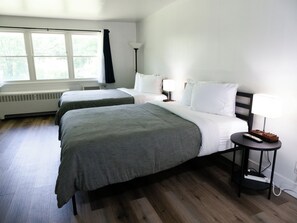 Studio, 2 Queen Beds, Kitchenette | Free WiFi, bed sheets - The Lagrange Inn & Extended Stay (Pleasant Valley)