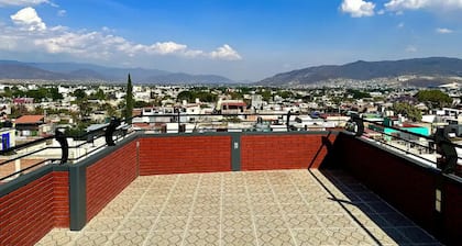 VIP 2 bedrooms Apt at Historic Center | TV | Roof