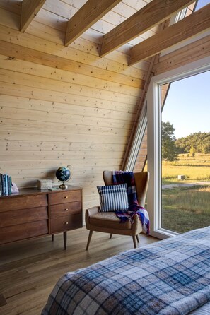 2 多间卧室、免费 WiFi、床单