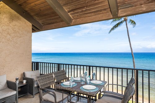 Papakea L402 Rare LUX Oceanfront Views, Pool, Paradise