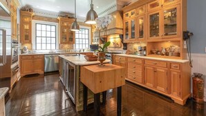 Villa, Garden Area | Private kitchen