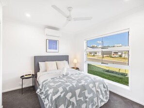 4 soverom, strykejern/-brett, wi-fi og sengetøy