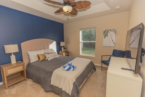 3 bedrooms, desk, iron/ironing board, travel cot