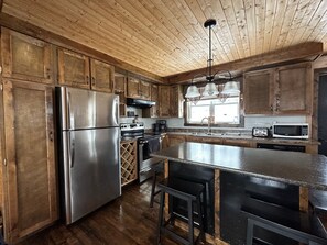 Fridge, microwave, oven, stovetop - Oceanview 4BR Biscuit Box Home in a Fishing Village Near Bonavista & Trinity (Plate Cove West)