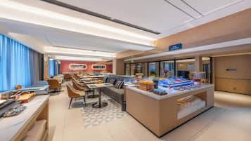 Free daily buffet breakfast