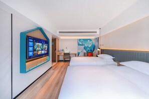 1 bedroom, premium bedding, down duvets, memory-foam beds - Yishang Hotel  (Kunming)