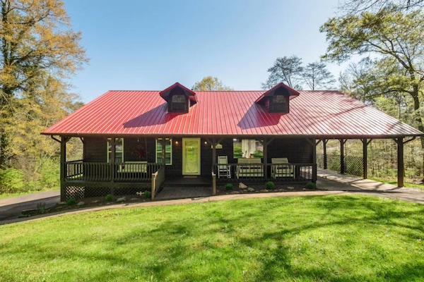Welcome to Deer Ridge Cabin