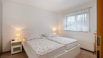 1 Schlafzimmer, Bügeleisen/Bügelbrett, kostenloses WLAN, Bettwäsche