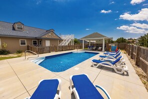 Pool - Barefoot Cottage- Pool- A Sandbridge Favorite! (Virginia Beach)