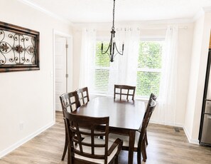 Dining - Beautiful, Cozy home in Concord providing a spacious & tranquil retreat (Concord)