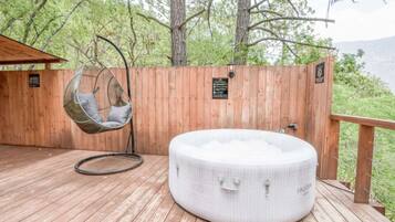 Baignoire à remous extérieure