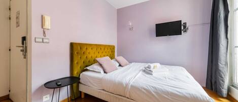 Fer et planche à repasser, Wi-Fi, draps fournis