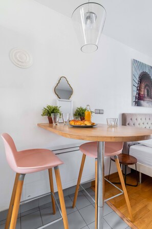 Dining - 403 - Charmant studio jardins des plantes -Paris 5 (Paris)