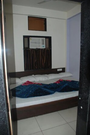 View from room - Hotel Chouhan Paradise Ajmer (Ajmer)