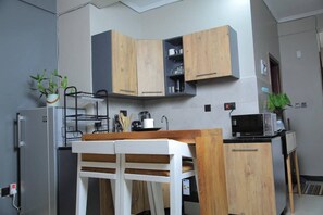 Apartament Deluxe, no fumadors, vistes al turó | Sala d'estar