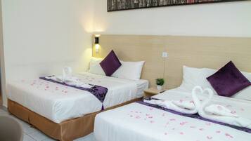 Deluxe Twin Room | Ruang kerja komputer riba, Wi-fi percuma, cadar katil
