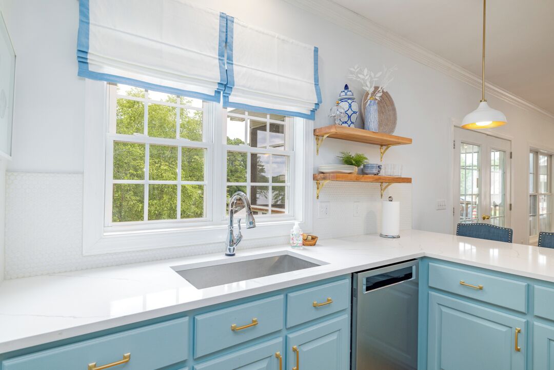 Frigorífic, microones, forn i placa de cuina 