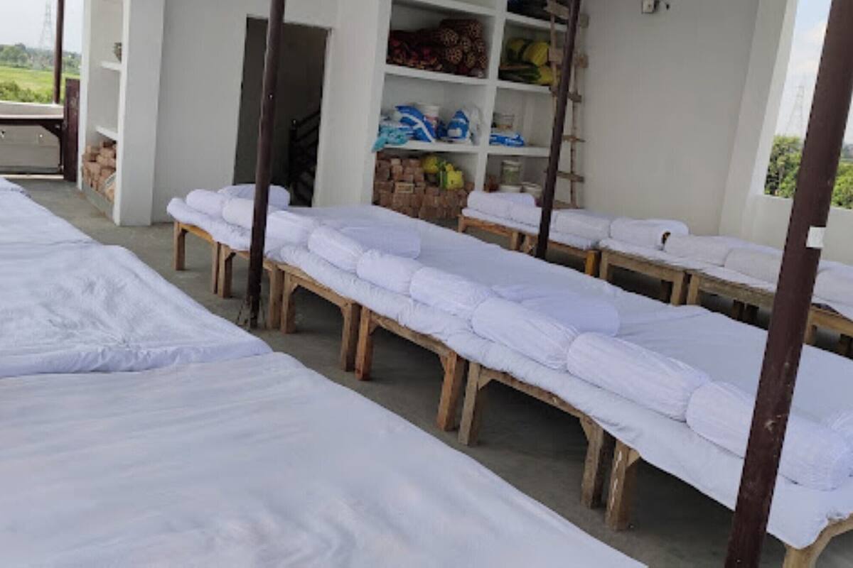 Dormitorio compartido clásico, vistas a la ciudad | Servicio de la habitación