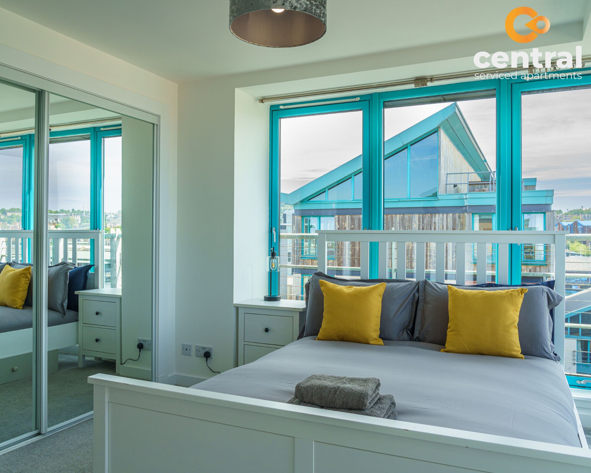 2 bedrooms, iron/ironing board, free WiFi